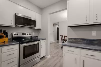 2135 S 13th Street, Niles, MI 49120 - Photo 9