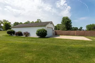 47679 Woodfield Cir, Mattawan, MI 49071 - Photo 57