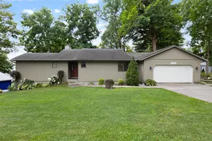 22403 Maple Row St, Cassopolis, MI 49031 - Photo 1
