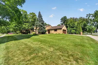 411 S Higby Street, Jackson, MI 49203 - Photo 3