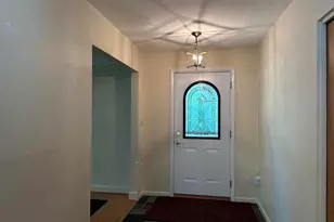 2631 N Maple Rd, Ann Arbor, MI 48103 - Photo 5