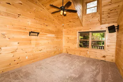 8319 Pine Island Drive NE, Comstock Park, MI 49321 - Photo 21