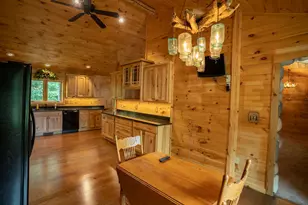8319 Pine Island Dr NE, Comstock Park, MI 49321 - Photo 13
