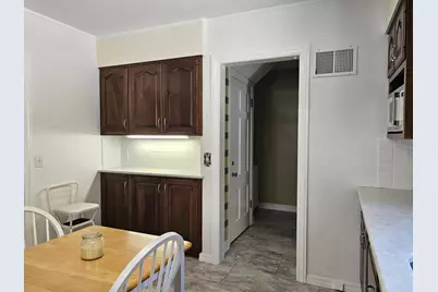 2236 Tipperary Road, Kalamazoo, MI 49008 - Photo 9