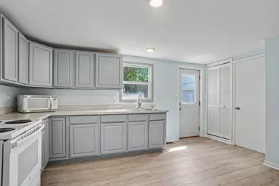 312 Elliott Avenue, Grand Haven, MI 49417 - Photo 7