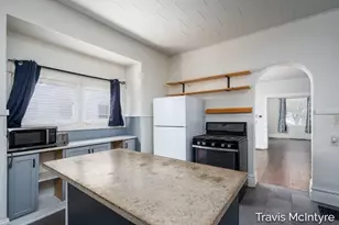 908 Eastern Ave SE, Grand Rapids, MI 49507 - Photo 9