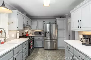 6189 Tanglewood Dr, Lowell, MI 49331 - Photo 7