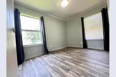 75 E Baldwin Avenue, Battle Creek, MI 49037 - Photo 7