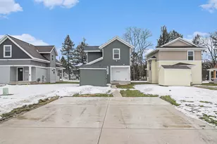 2071 Linden Ave SE, Grand Rapids, MI 49507 - Photo 15