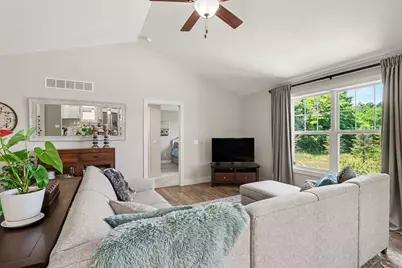 56512 Terra Vista Boulevard #19, Mattawan, MI 49071 - Photo 3