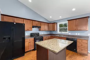 3780 Timberlake Ct SE, Kentwood, MI 49512 - Photo 9