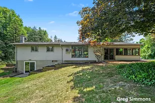 1079 Rector St NE, Sparta, MI 49345 - Photo 3