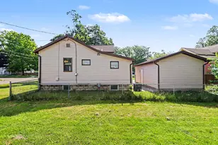 302 Exchange St, Marshall, MI 49068 - Photo 21