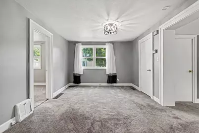 302 Exchange Street, Marshall, MI 49068 - Photo 5