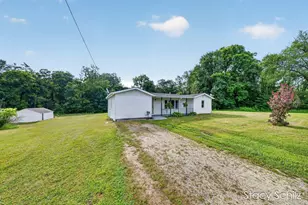 426 N Ionia Rd, Vermontville, MI 49096 - Photo 31