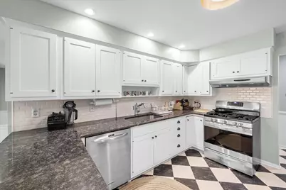 941 Newport Road, Ann Arbor, MI 48103 - Photo 9