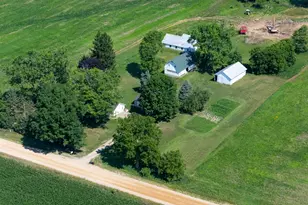 2871 River Rd, Hastings, MI 49058 - Photo 5