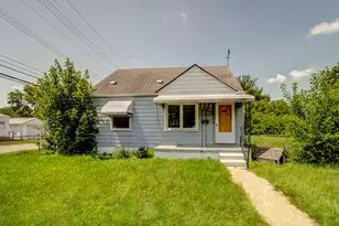 24501 Fern Ave, Eastpointe, MI 48021 - Photo 1