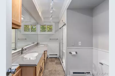 7676 Courtland Drive NE, Rockford, MI 49341 - Photo 11