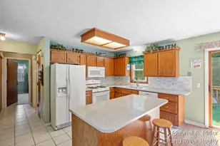 1472 Caprice Dr, Jenison, MI 49428 - Photo 19