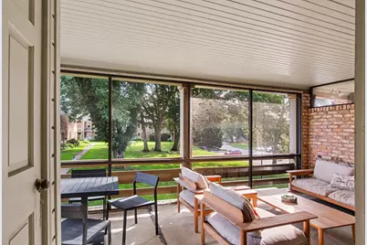 2432 Village Drive SE, Grand Rapids, MI 49506 - Photo 3