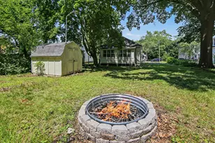 837 W Southern Ave, Muskegon, MI 49441 - Photo 21