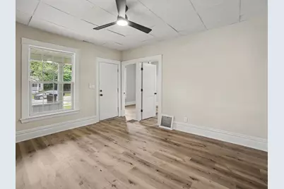 837 W Southern Avenue, Muskegon, MI 49441 - Photo 5