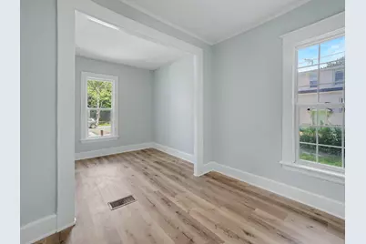 837 W Southern Avenue, Muskegon, MI 49441 - Photo 11