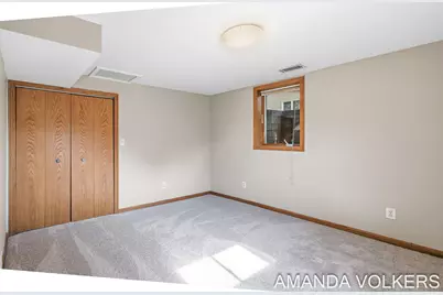 3910 Honeybrook Avenue SW, Grandville, MI 49418 - Photo 31