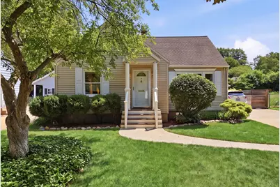 246 Alten Avenue NE, Grand Rapids, MI 49503 - Photo 1