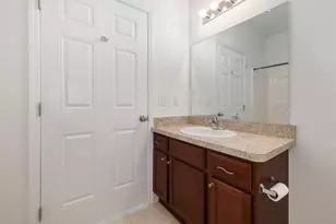 964 W Summerfield Gln Cir, Ann Arbor, MI 48103 - Photo 21