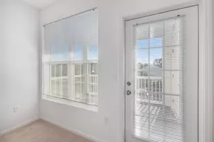 964 W Summerfield Gln Cir, Ann Arbor, MI 48103 - Photo 7