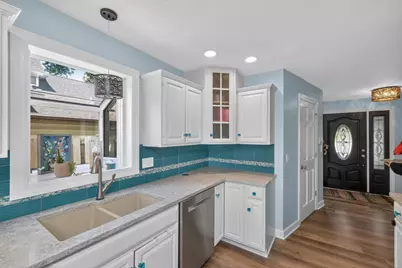 23631 N Shore Drive, Edwardsburg, MI 49112 - Photo 17