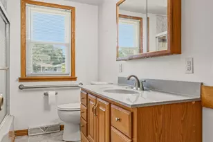 1197 Beechwood Dr, Jenison, MI 49428 - Photo 35