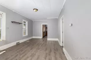 927 Davis Ave NW, Grand Rapids, MI 49504 - Photo 7