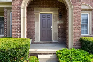 45637 Graystone Ln, Canton, MI 48187 - Photo 3