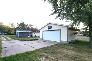 1150 S Quarterline Rd, Muskegon, MI 49442 - Photo 3