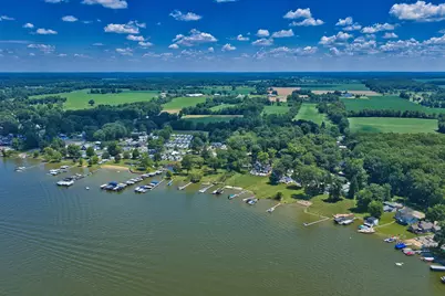 196 Wildwood Beach Road, Quincy, MI 49082 - Photo 5