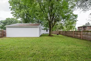 245 Mann St, Pinckney, MI 48169 - Photo 11