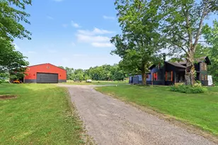 172 26th St, Allegan, MI 49010 - Photo 3