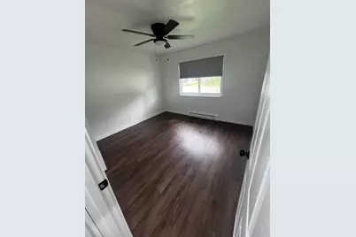4733 S Pennsylvania Avenue, Lansing, MI 48910 - Photo 3
