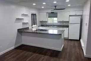 4733 S Pennsylvania Ave, Lansing, MI 48910 - Photo 21