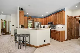 3004 Cooks Meadow Dr NE, Grand Rapids, MI 49525 - Photo 5
