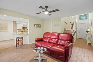 114 Sandy Point Dr, Holland, MI 49424 - Photo 5