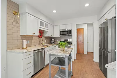 114 Sandy Point Drive #14, Holland, MI 49424 - Photo 9
