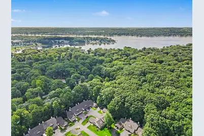 114 Sandy Point Drive #14, Holland, MI 49424 - Photo 29