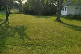 2286 Highland Ave, Benton Harbor, MI 49022 - Photo 3