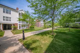 953 E Summerfield Glen Cir, Ann Arbor, MI 48103 - Photo 17