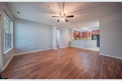 953 E Summerfield Glen Circle, Ann Arbor, MI 48103 - Photo 3