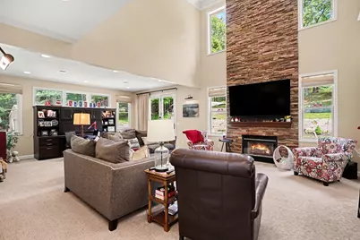 2081 Forest View Drive, Norton Shores, MI 49441 - Photo 9
